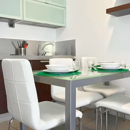 Watt 11 Close To Navigli *